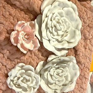 New with tags wall decor